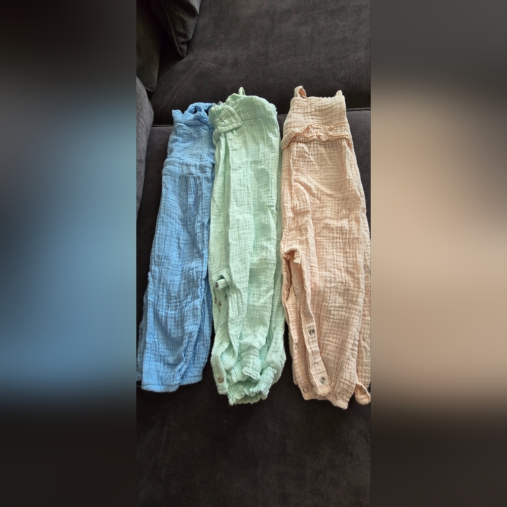 Set of Three Gauze Pants in Blue, Green, and Cream